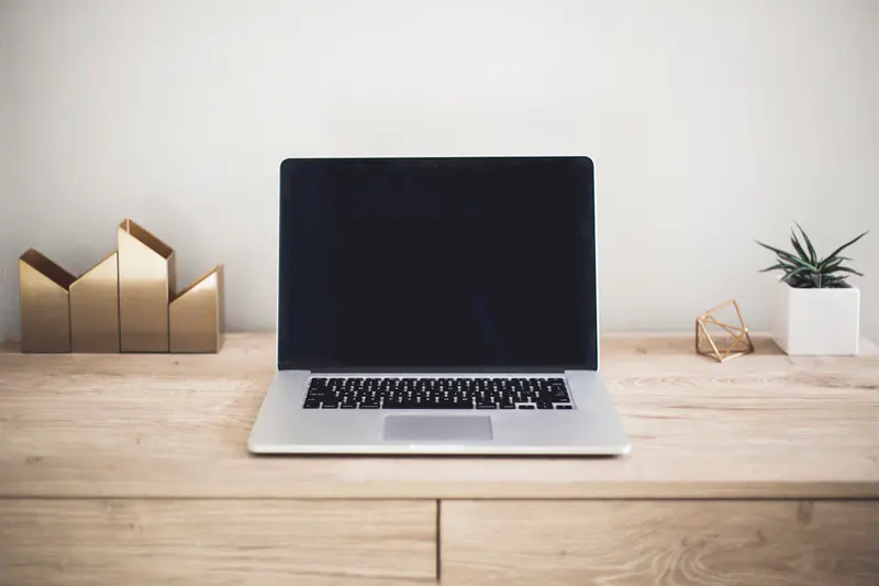 MacBook Pro M3 16" · Grade A